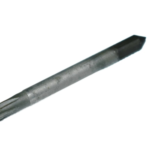 Rozwiertak ręczny 3,5 mm H6(+0,008). DIN206-A - Precyzyjna obróbka otworów. Rozwiertak ręczny 3,5 mm H6(+0,008). DIN206-A - Precyzyjna obróbka otworów.