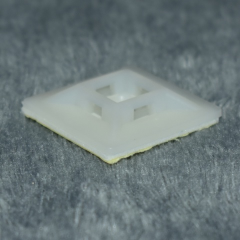 Element mocujący samoprzylepny do opasek kablowych 12,7x12,7 mm. NEUTRAL. Element mocujący samoprzylepny do opasek kablowych 12,7x12,7 mm. NEUTRAL.
